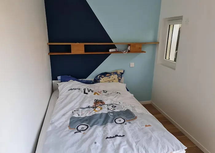 Dependance-Appartement Dans Maison A Montgeron
