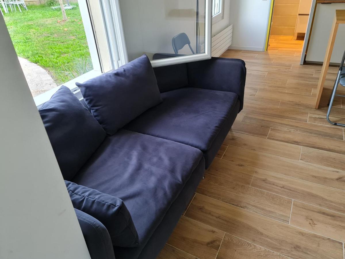 Dependance-appartement Dans Maison A Apartment Montgeron